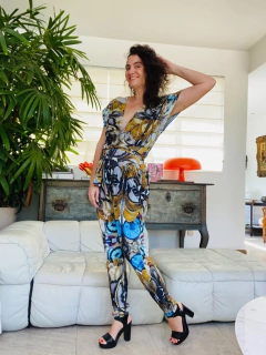 Macacão Pregas Jersey Ágatas na internet