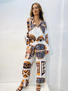 Calça Elástico Crepe Indigena na internet