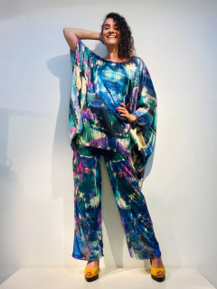 Imagem do Camiseta Maxi Cetim Joan Azul