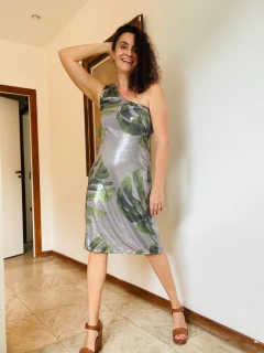 Vestido Ombro Só Curto Paetê Costela Adão na internet