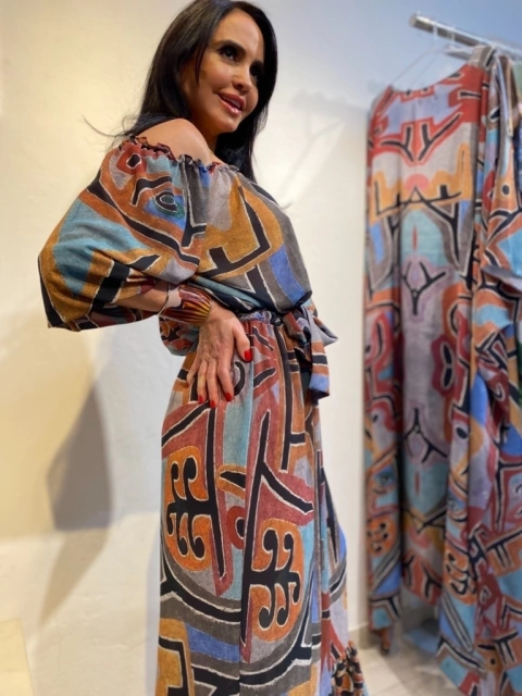 Vestido Cigana Chiffon Paul Klee Rosa