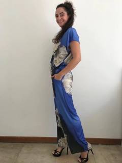 Camiseta Kaftan V Jersey Hortênsia Azul - comprar online