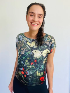 Camiseta Cropped Cetim Tulipa Vermelha - ALESSA