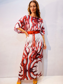 Vestido Morcego Longo Cetim Coral na internet