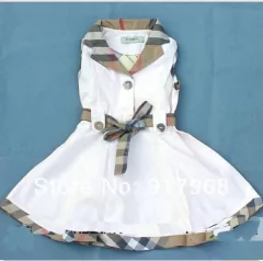 Vestido importado Burberry London beige combinado con escoces