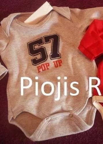 Body manga larga gris super canchero con aplique bordado