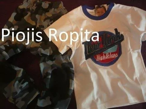 Remera manga corta Con Aplique Bordado New York - comprar online