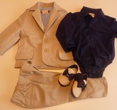 Set conjunto traje bautismo body camisa azul pantalon blazer beige y zapatos