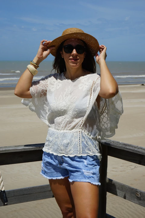 Blusa Ari Beige - comprar online