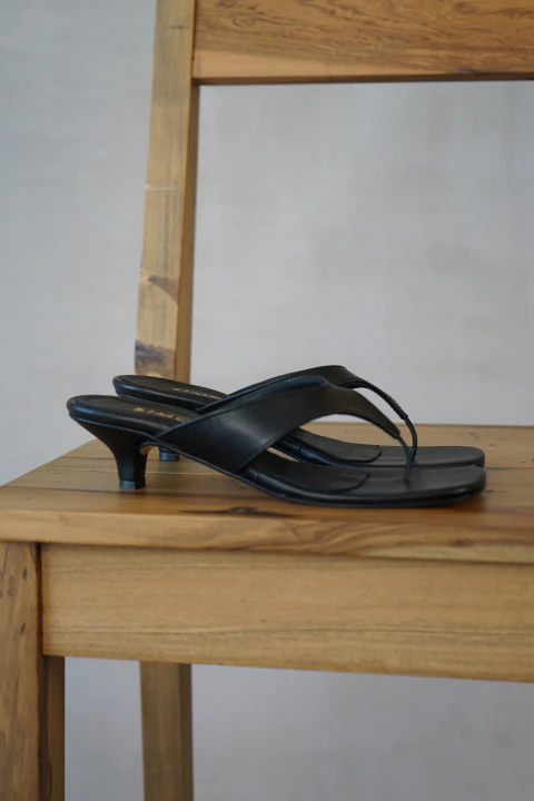 Sandalia Lamai Negro