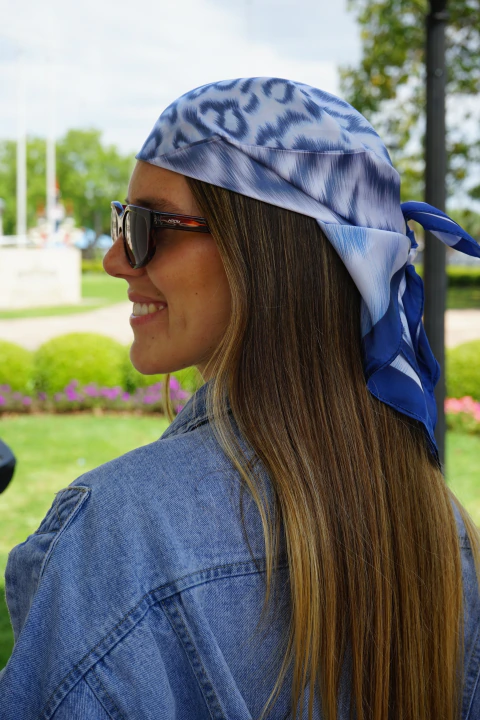 Pañuelo estampa Multiple Azul