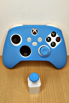 Funda joystick xbox serie con agarre antideslizante + sticks (lisa celeste)