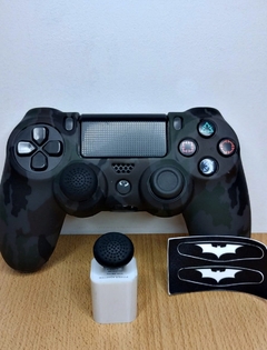 Funda joystick ps4 c/ sticks + skin luz (camuflada gris, verde, negra y marron)