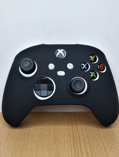 Funda joystick xbox serie (lisa negra) en internet