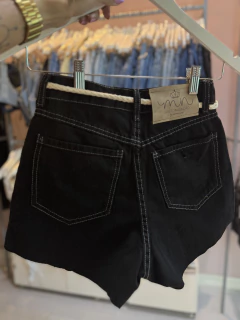 SHORT SAIA PRETO C CORDÃO PREMIUM - mncustomizacao