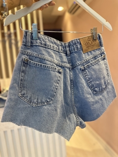 short c aplicação e destroyed - comprar online