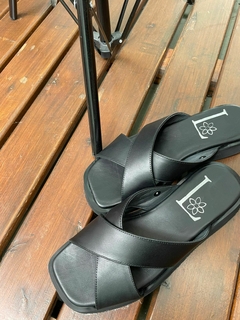 CRUZ NEGRO - comprar online