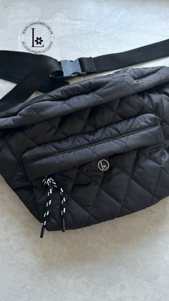 MAXI RIÑONERA NEGRA - comprar online