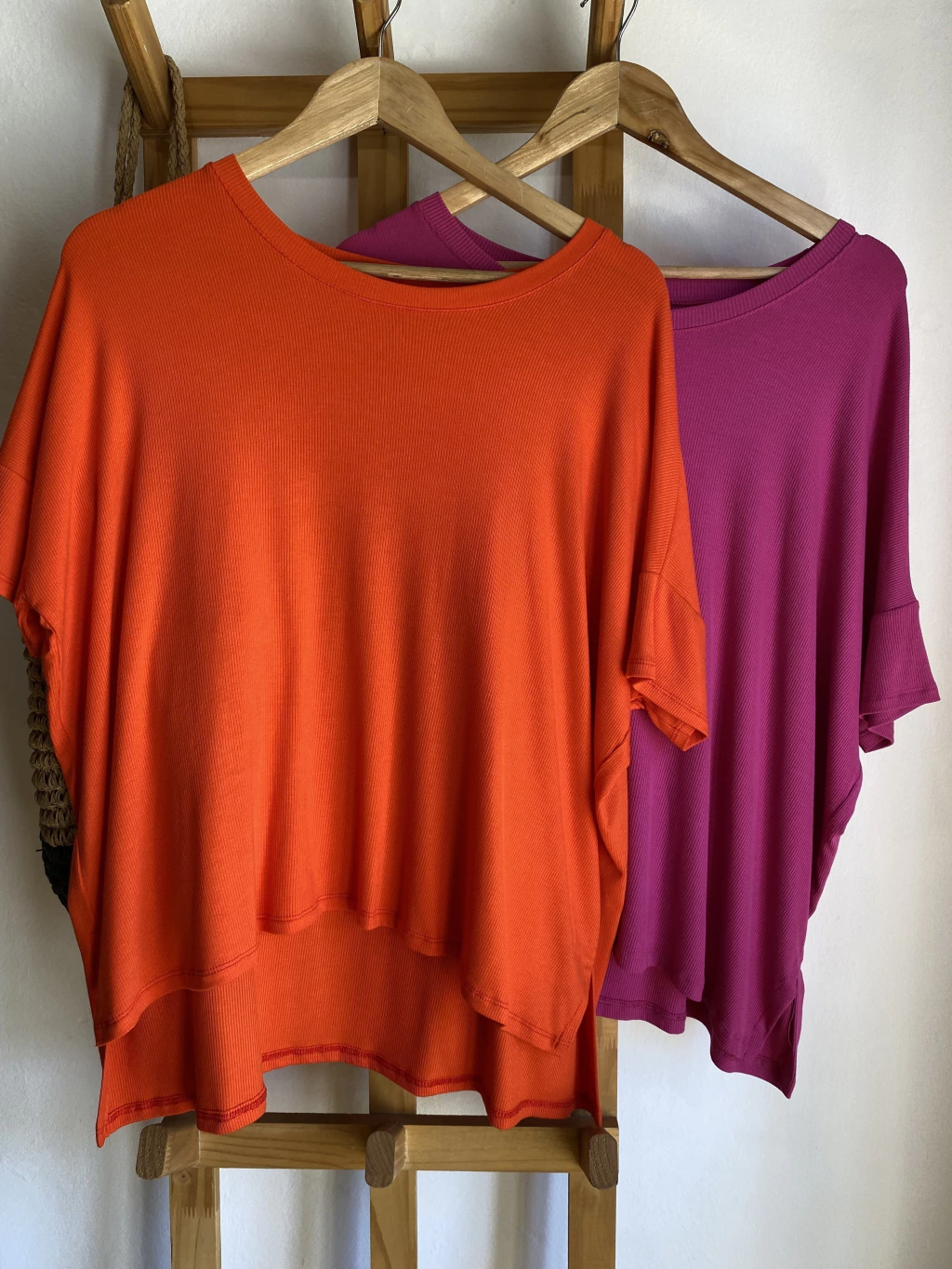 Remera tajos