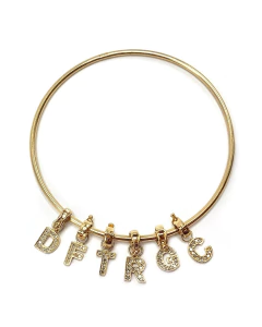 Pingente letra R com Diamante na internet