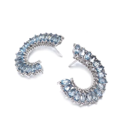 Brinco safira azul com diamante