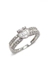 Anel com diamante central