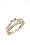 Anel com diamante central