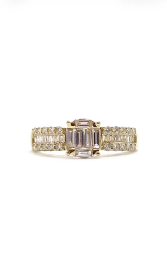 Anel com diamante central - La Chica de Oro