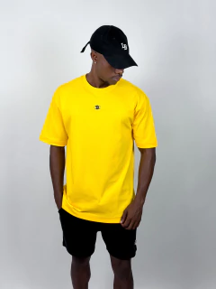 OVERSIZED SYMBOL METAL YELLOW