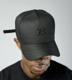 BONÉ SYMBOL BLACK