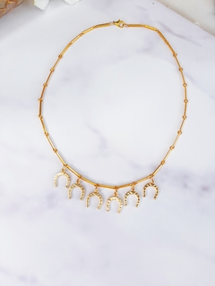 Collar herradura amuleto
