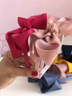 Lacinho Bella G ou GG com sobreposição em Voil - comprar online