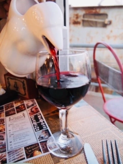 JARRA PINGÜINO PARA VINO 1LTR. BLANCO - comprar online