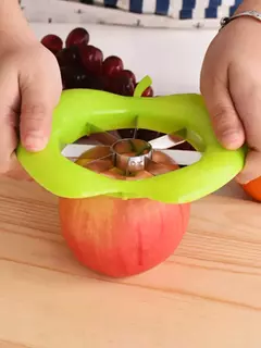 CORTADOR DE MANZANA Y PERAS EN GAJOS - Mots