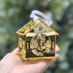 ADORNO CASITA METALICA CALADA CON LUZ