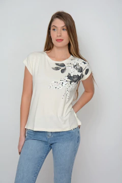 Remera AGUARIBAY hojas en hombro (5904) - comprar online