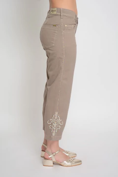 Crop HERNANDEZ escudos (J6335) - comprar online