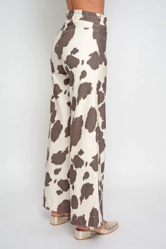 Palazzo TOLSTOI de bengalina (2034) en internet