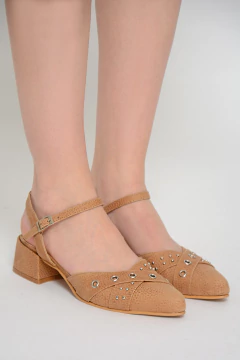 Zapato AZALEA con punta y tachas (5962) - comprar online