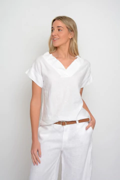 Remera DICKENS con volado en cuello de lino (2006) - tienda online