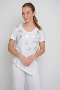Remera LORCA asimétrica hojitas (2009) - comprar online