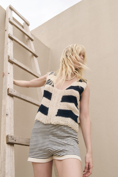 TOP MAGGIE HAND MADE