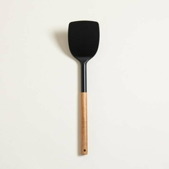 Espatula nylon-mango madera y acero 35x8cm - comprar online