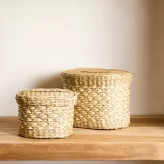 Canasta 17x11x11cm(h) tranzada seagrass c/tapa - comprar online