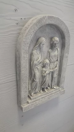 SAGRADA FAMILIA DE PARED EXTERIOR en internet