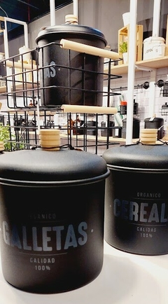 TARRO CERELAES NEGRO (2,6 L)