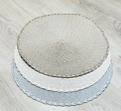 INDIVIDUAL POLIP. BORDE TRENZA BEIGE 38cm - comprar online