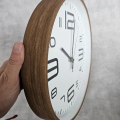 RELOJ PARED MADERA OSCURO BLANCO 30CM - comprar online