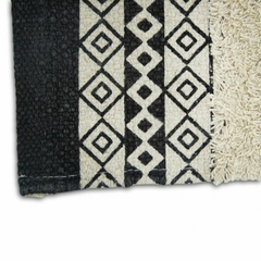 Alfombra 50x80cmnatural c/guarda gris y flecos - Almacen de Funes