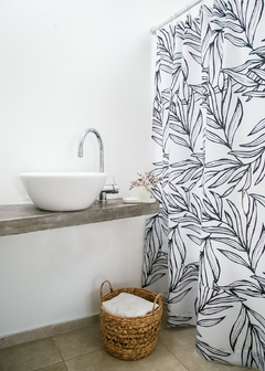 Cortina baño 180x180 hojas negras 100%poliester
